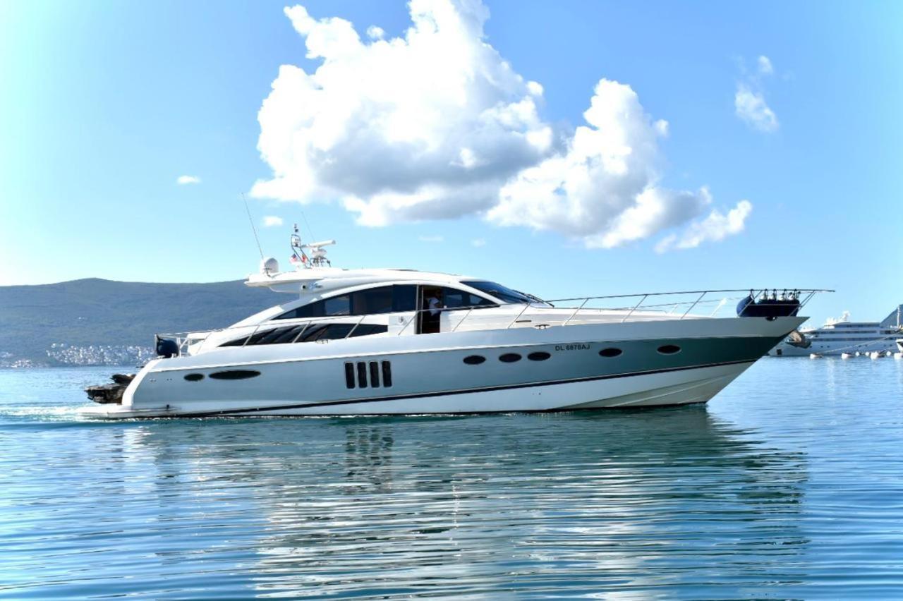 Porto Montenegro Luxury Studio Zeta Tivat Exterior foto